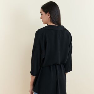Женская блузка удлиненная черная